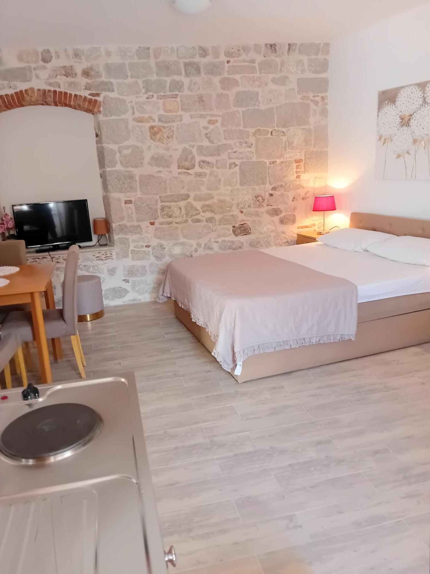 Apartment Andela Kaštela 外观 照片